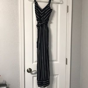 Black stripped jumper